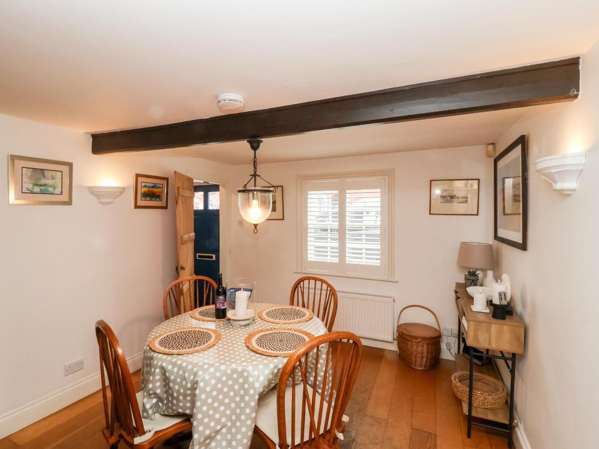 Cobblers Cottage, Holiday home *