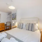 Tall Cottage