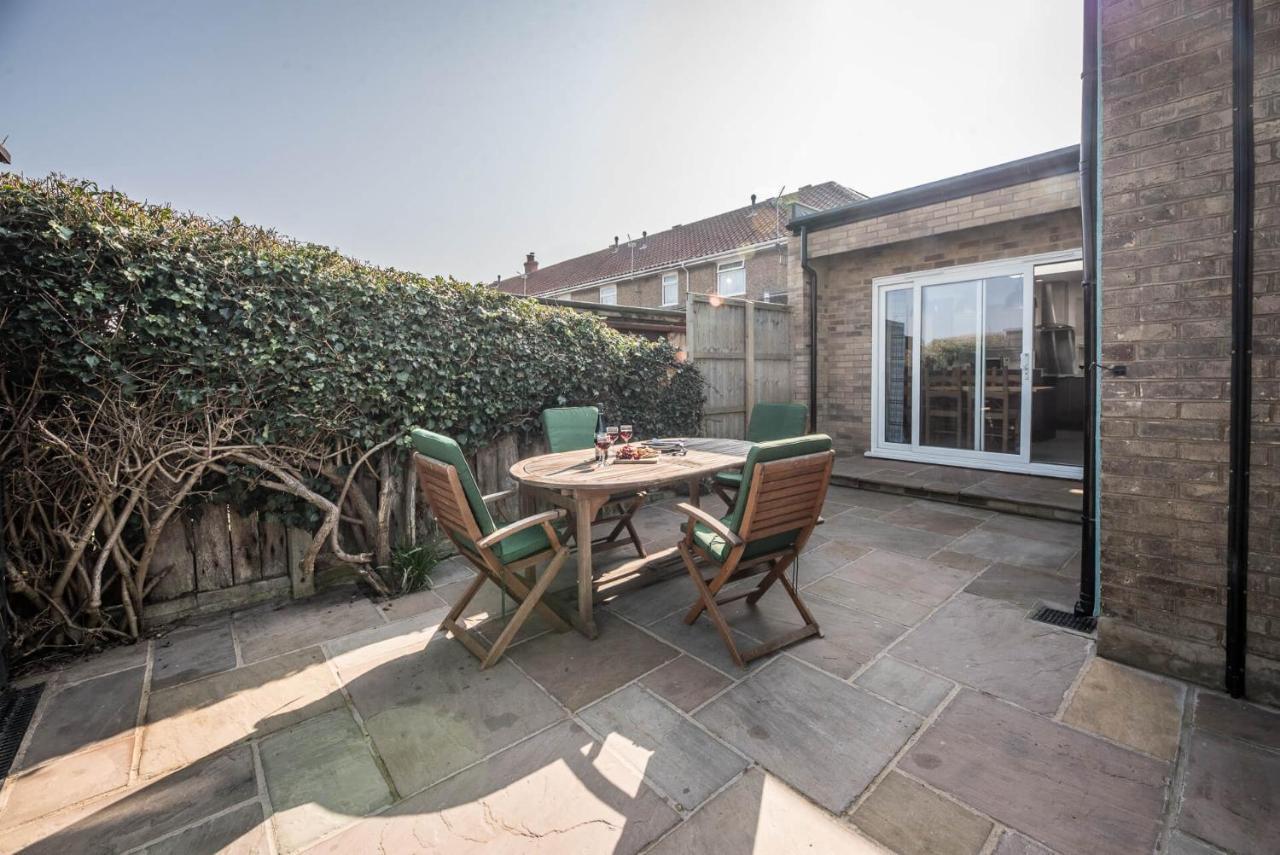 Swifts, Holiday home *