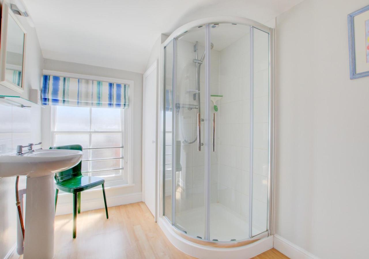 54 Stradbroke Road * Southwold