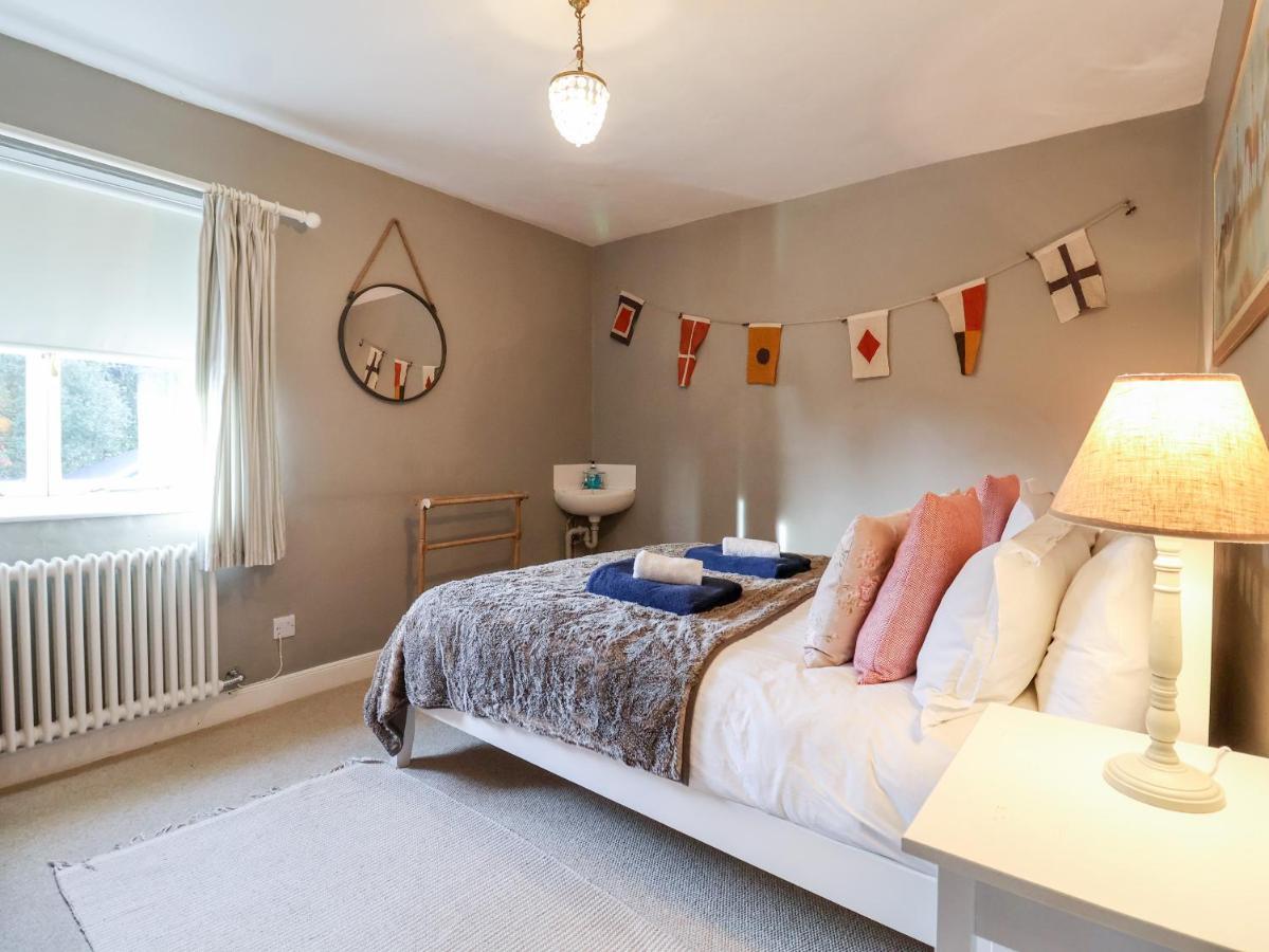 3 Albion * Southwold