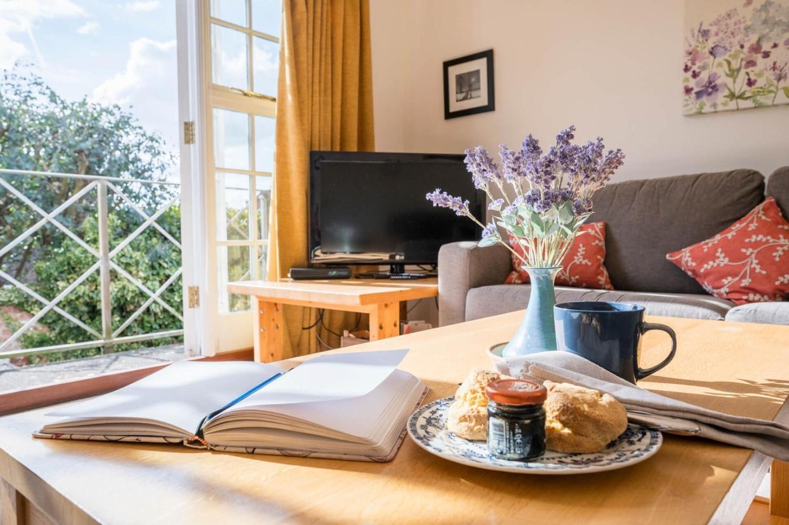 Camellia Holiday home