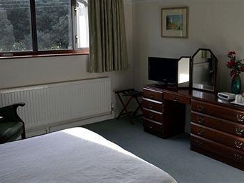 Newlands Country House